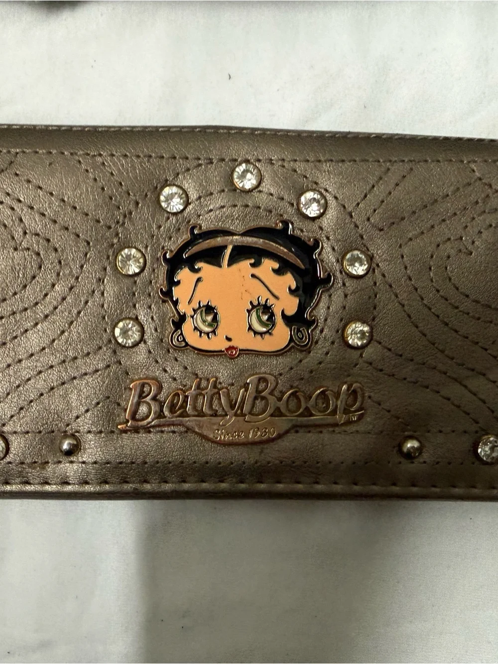 Betty Boop Metallic Silver and Black Shoulder Bag with Embellishments - Picture 5 of 12